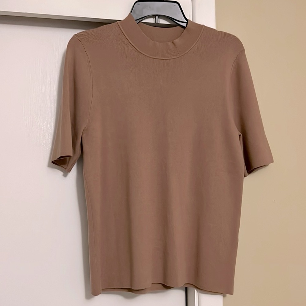 NWOT Never Worn Banana Republic Short Sleeve Sweater Mock Turtleneck Size L